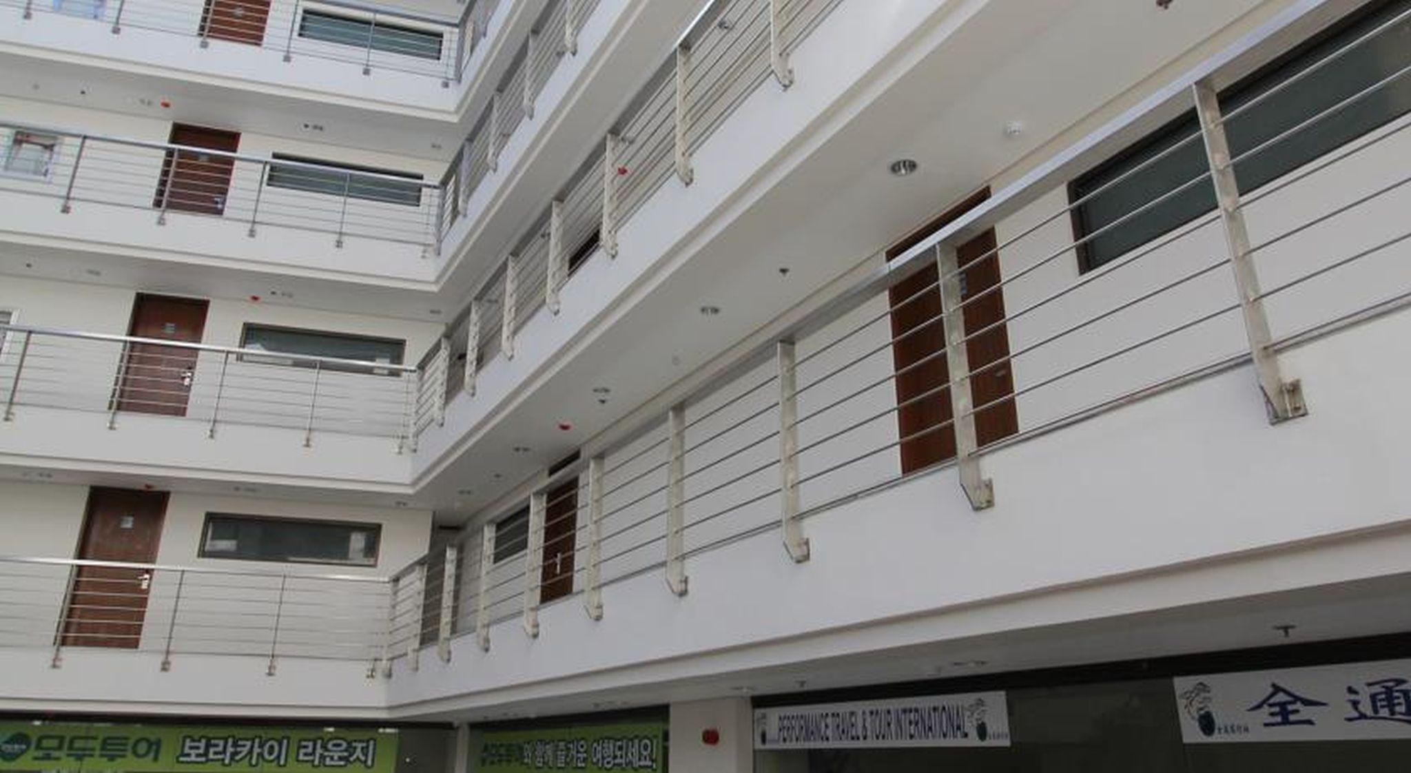 Crown Regency Courtyard Resort Balabag  Exterior foto
